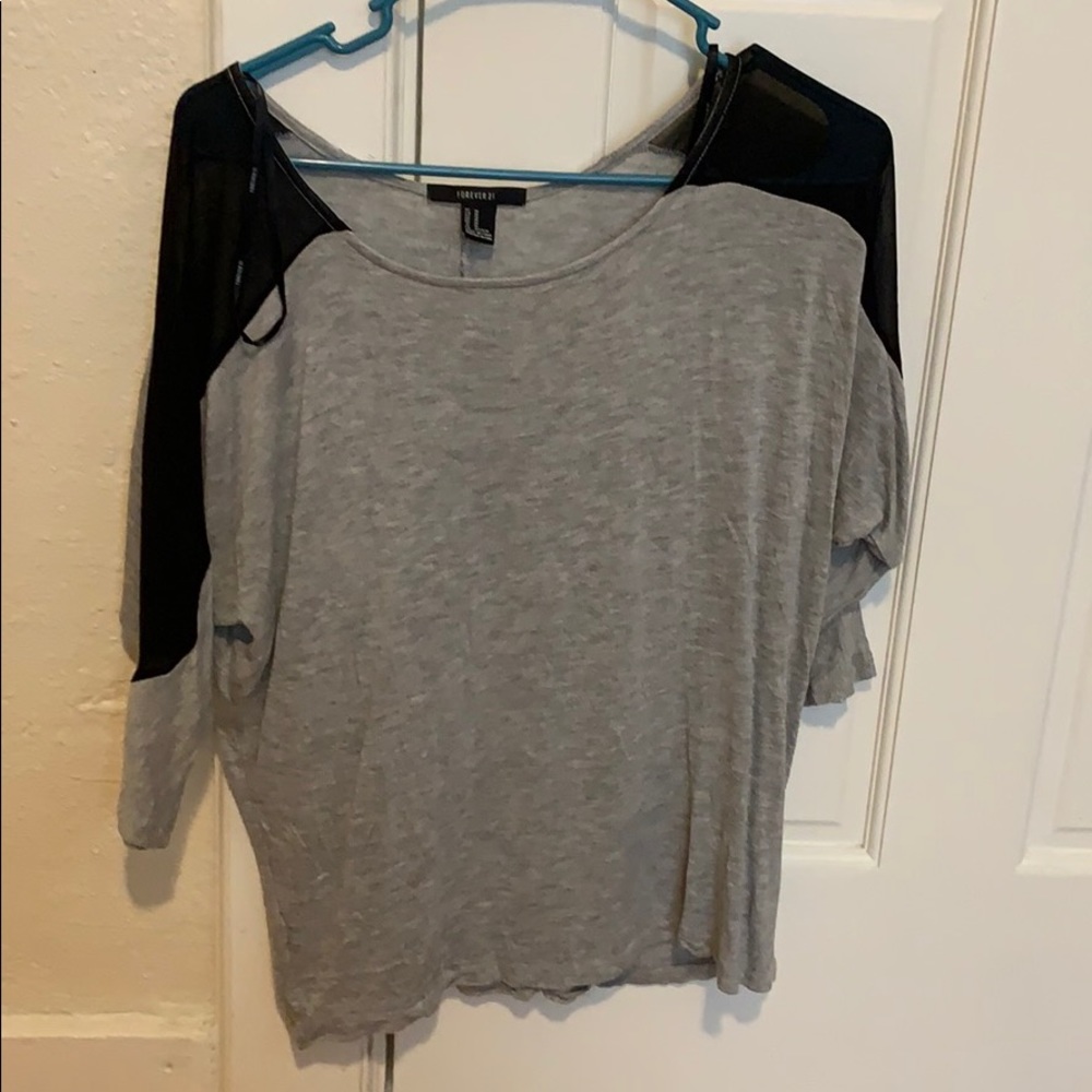 Forever 21 quarter sleeve T-shirt